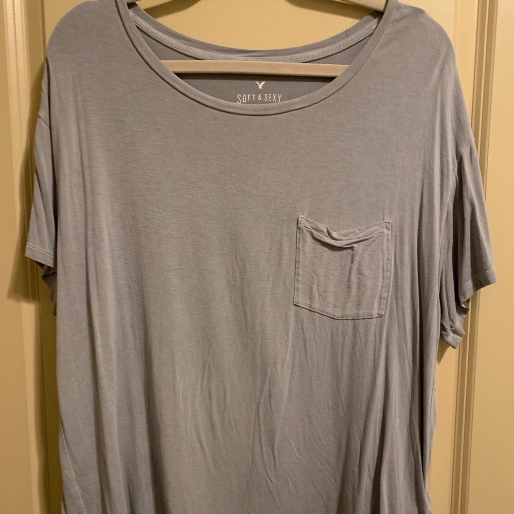 American Eagle soft and sexy t shirt